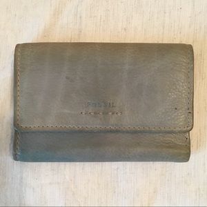 Fossil wallet